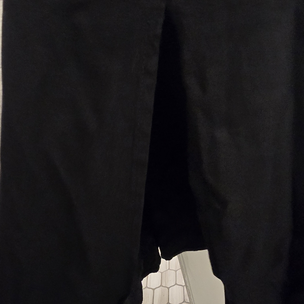 Old Navy Black Skirt - Picture 3 of 4